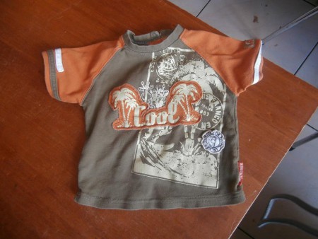 Shirt maat 74 E1,-